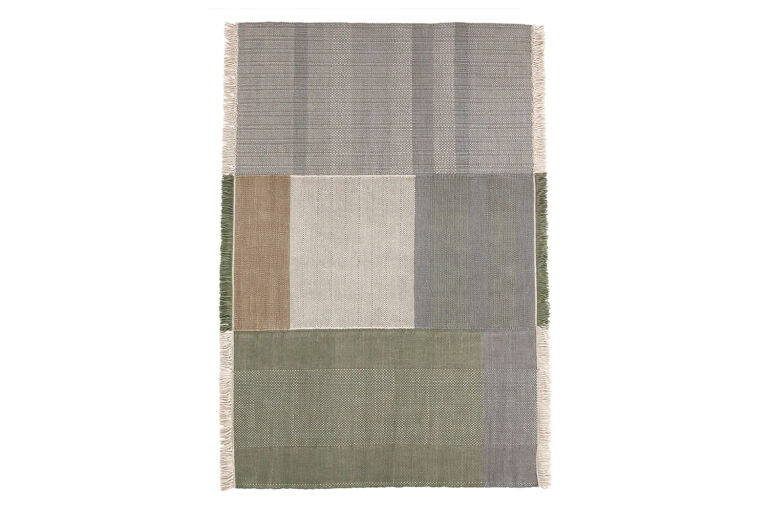 10 Easy Pieces: Low-Maintenance Indoor/Outdoor Rugs - Remodelista