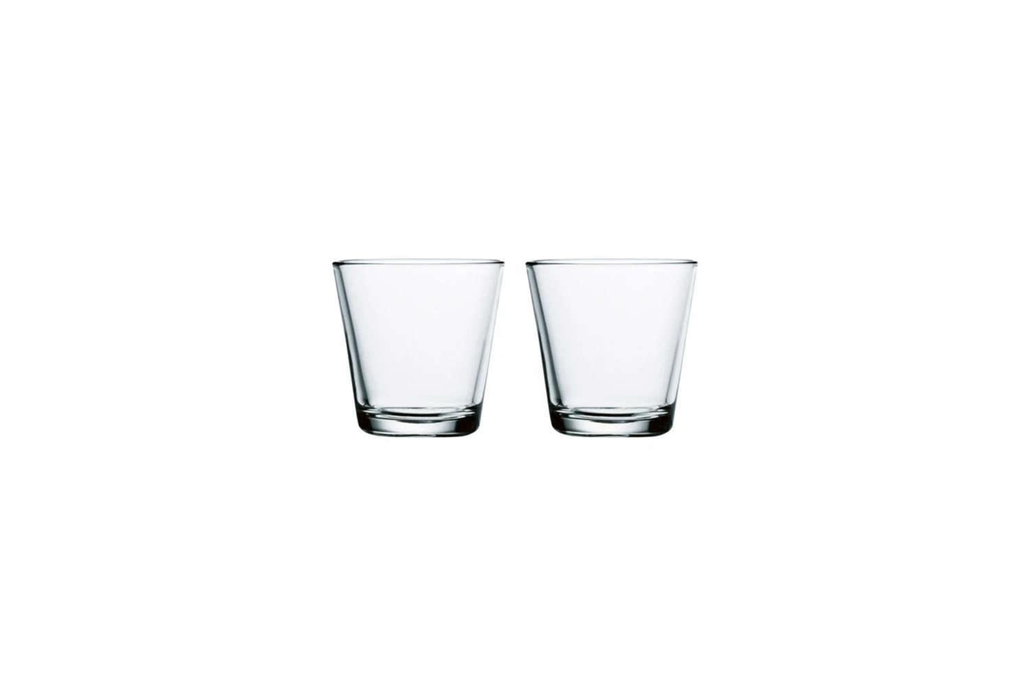 at casual dinners, christine serves wine in iittala&#8\2\17;s 7 ounce karti 22