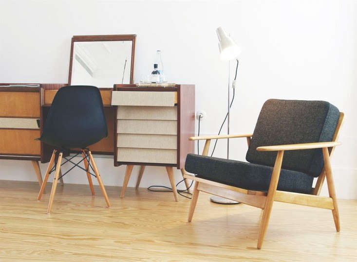 grandmother chic in portugal with rooms for rent. 28