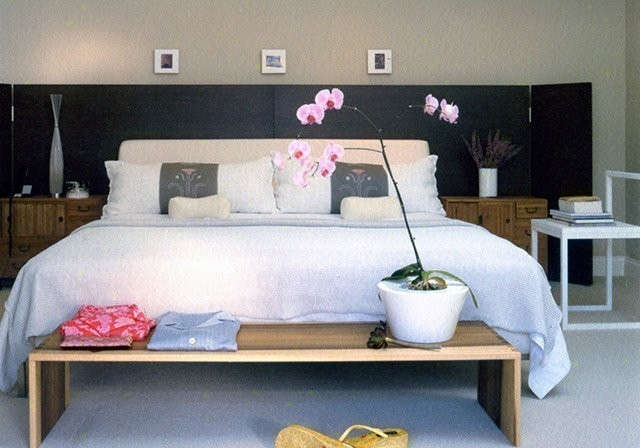 oakmont club project | master bedroom: poplar wood table. photo: michael weschl 12