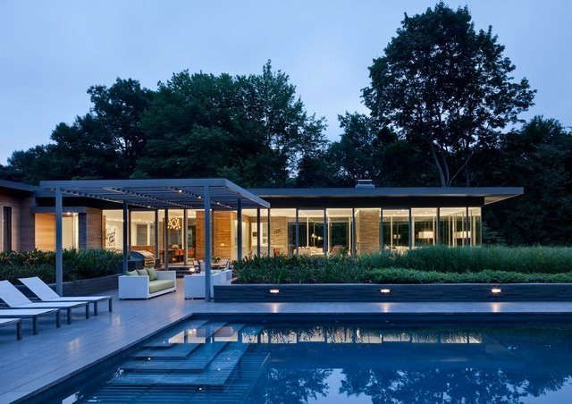 sands point \2\1\1; pool & garden photo: christopher cooper 15