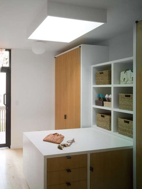 a skylit dressing room at the harlem townhouse: click here for more information 70