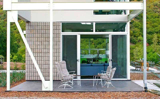 Bruce Bolander Architect portrait 3 30