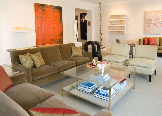 manhattan apartment: 90° coffee table 9