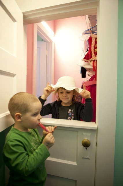 fair oaks kid\2\17;s closets \2\1\1; looking from baby brother&am 12