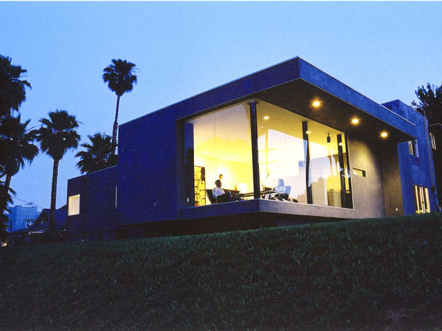 Lewis Schoeplein Architects portrait 3 16