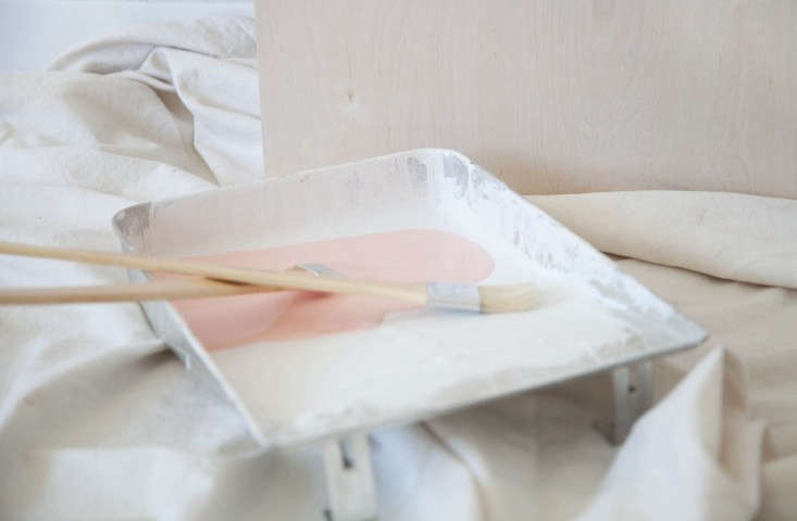 photograph by alexa hotz for remodelista, from diy: the three step painted 20