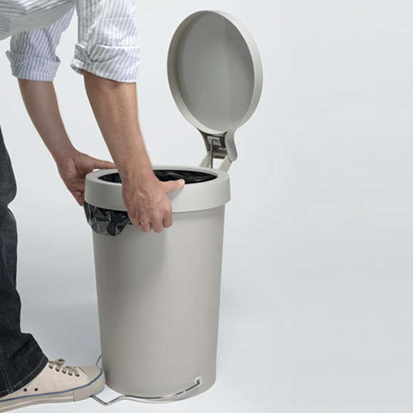 The Pedal Trash Bin Reinvented by a Design Star portrait 5