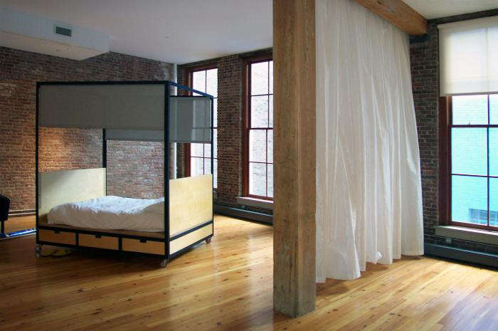 Remodelista ArchitectDesigner Directory Bedroom Roundup portrait 7