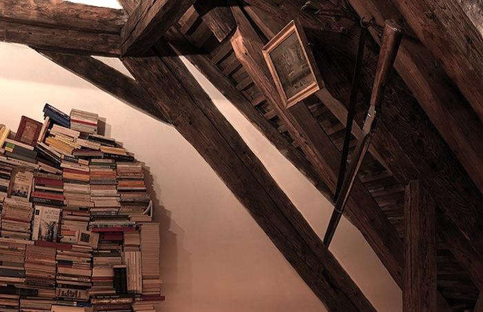 Seeing Different The Artful Home Library with Diane Keaton portrait 10