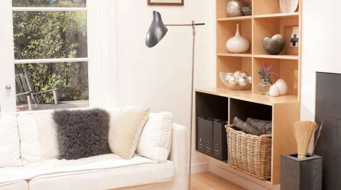 Julies Favorite Lamp Speaks portrait 5