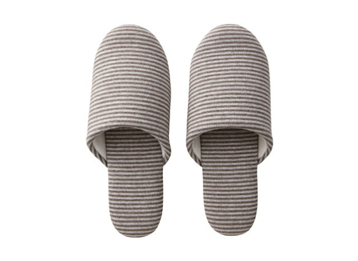 700 muji slippers in brown