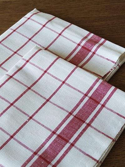 Linen  20  Me  20  Tea  20  Towel  20  Red