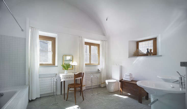 chesa wazzau in st. moritz | remodelista 23