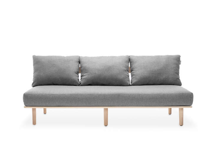 greycork sofa remodelista 23