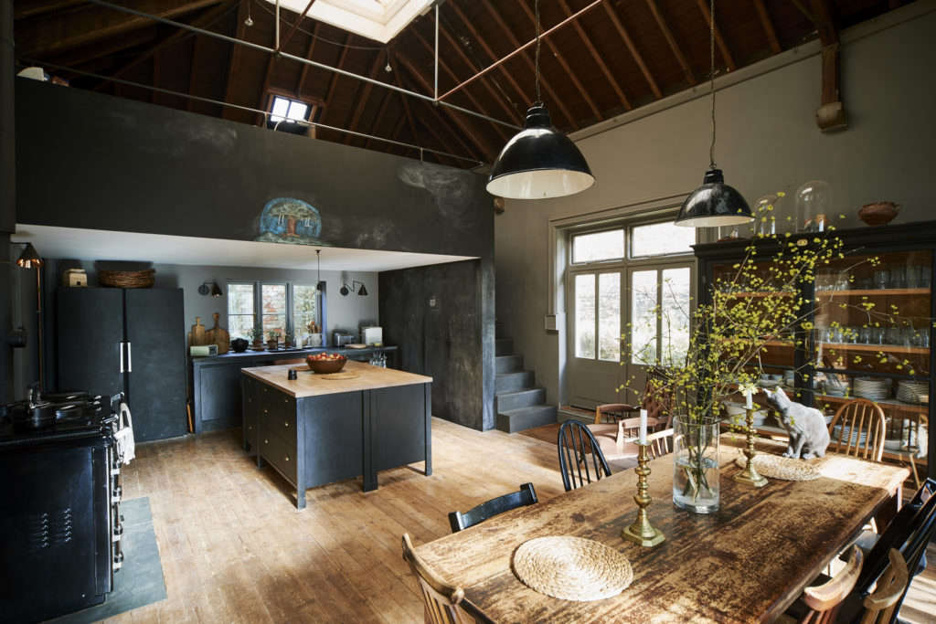 Kitchen of the Week A Kitchen in a Rescued Billiard Hall, London Theater Designer Edition