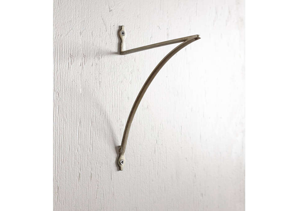 anthropologie wishbone bracket 32