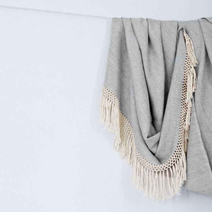 the citizenry's diamenta throw in dove gray 18