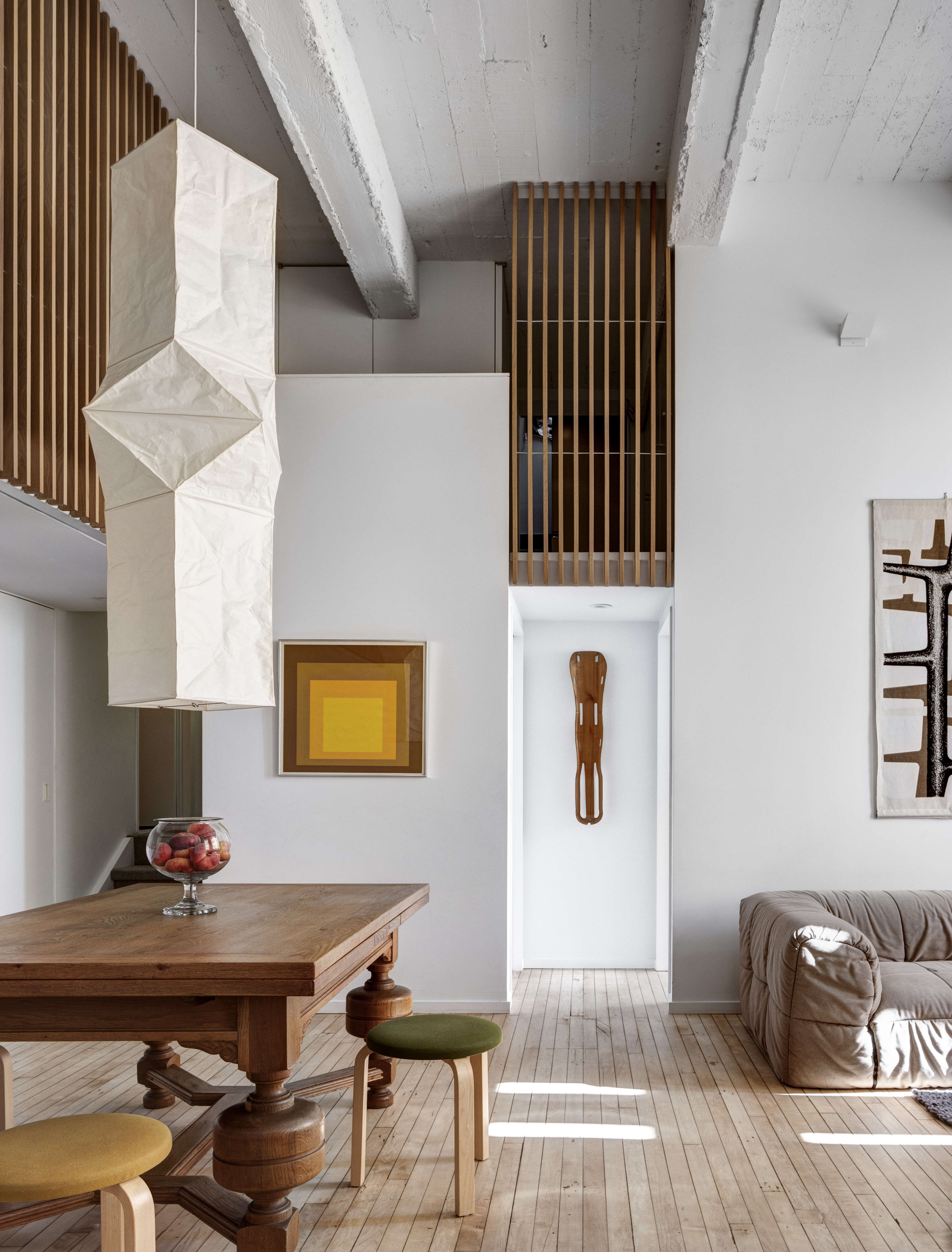 jennifer hanlin cobble hill apartment living room, photo by bruce buck 17