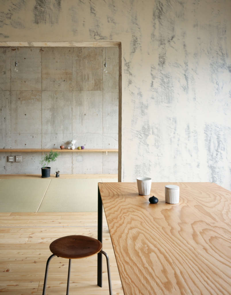 Steal This Look: A Restaurant Supply Kitchen in Tokyo - Remodelista