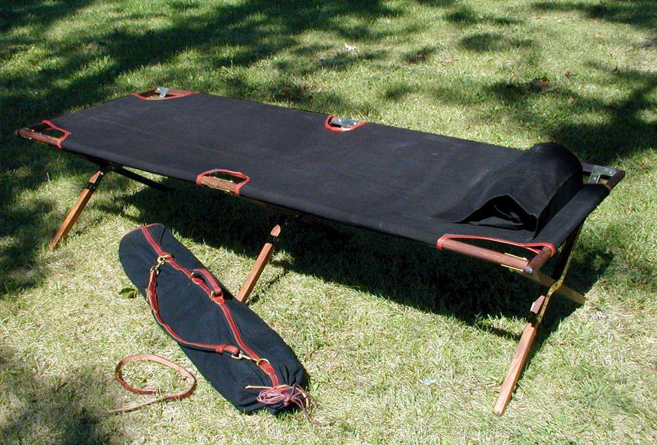 10 Easy Pieces Classic Camp Cots
