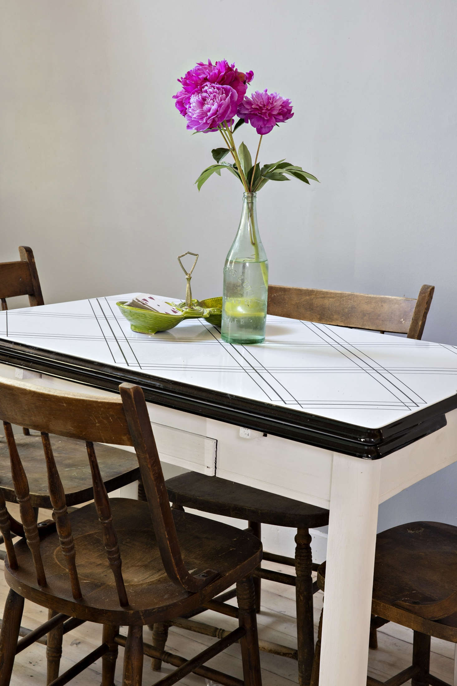 A summer table, flowers included.