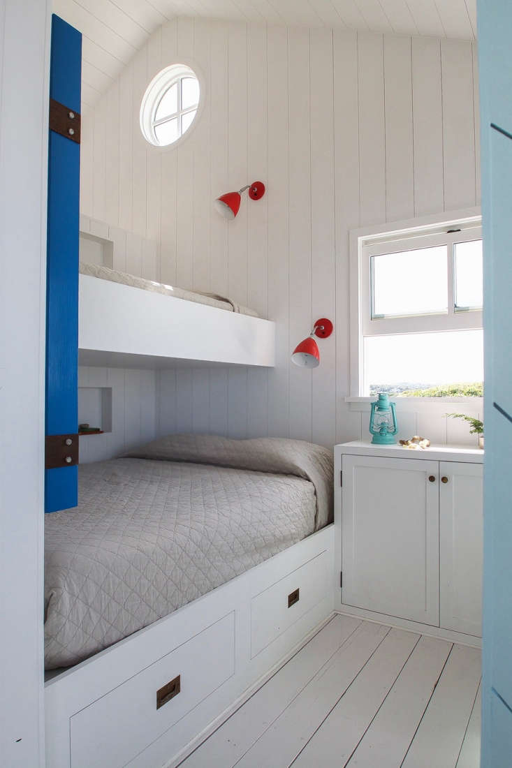 falmouth beach cottage bedroom bunks 1