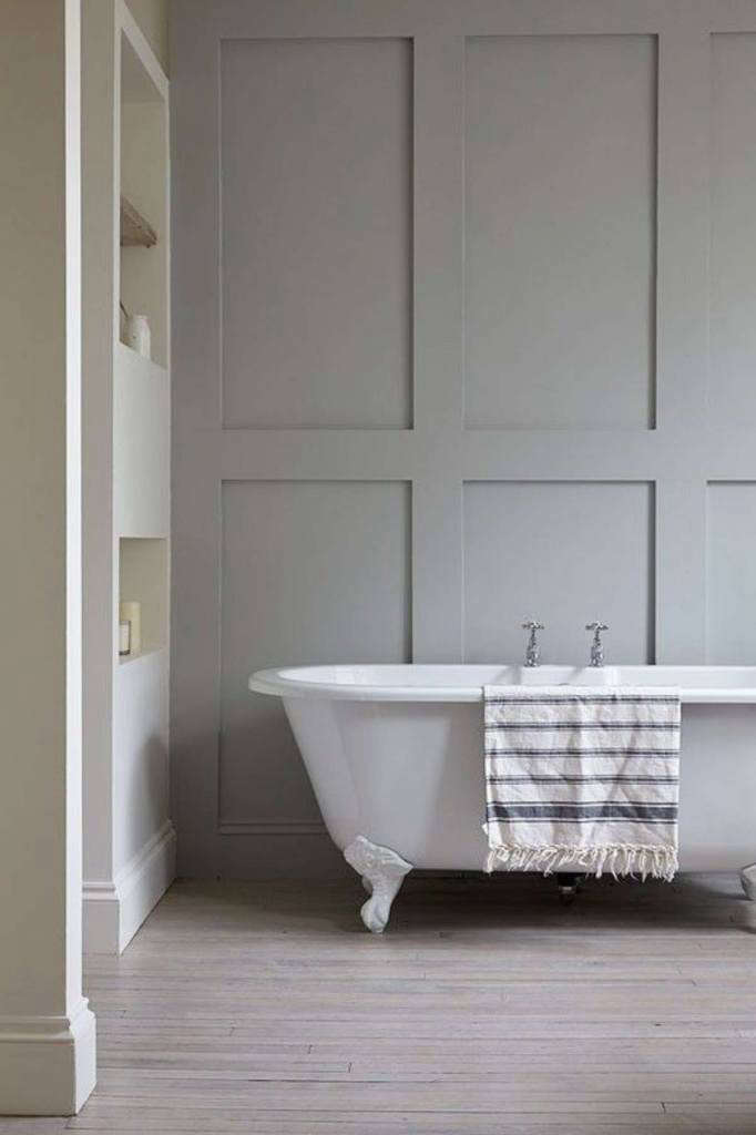 Romance in the Bath BuiltIn vs. Freestanding Bathtubs Remodeling 101