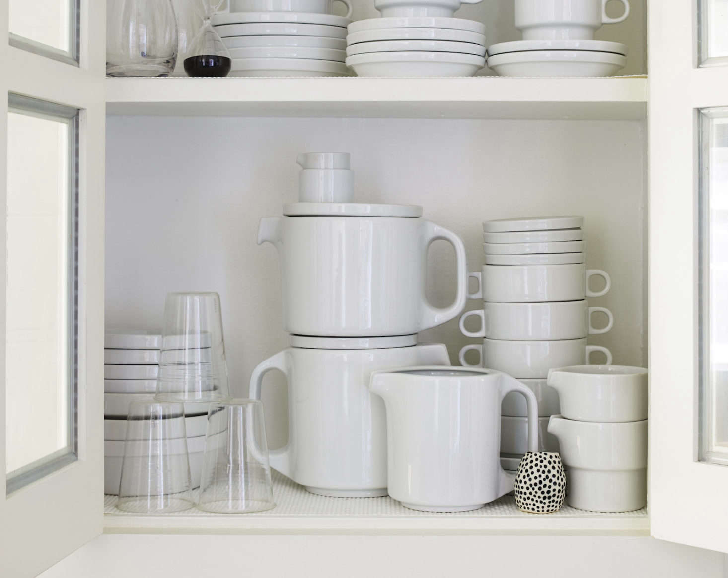 Axe is an avid collector of stackable TC0 tableware by Hans Roericht and has amassed quite the collection over the years. The design is part of the Museum of Modern Art