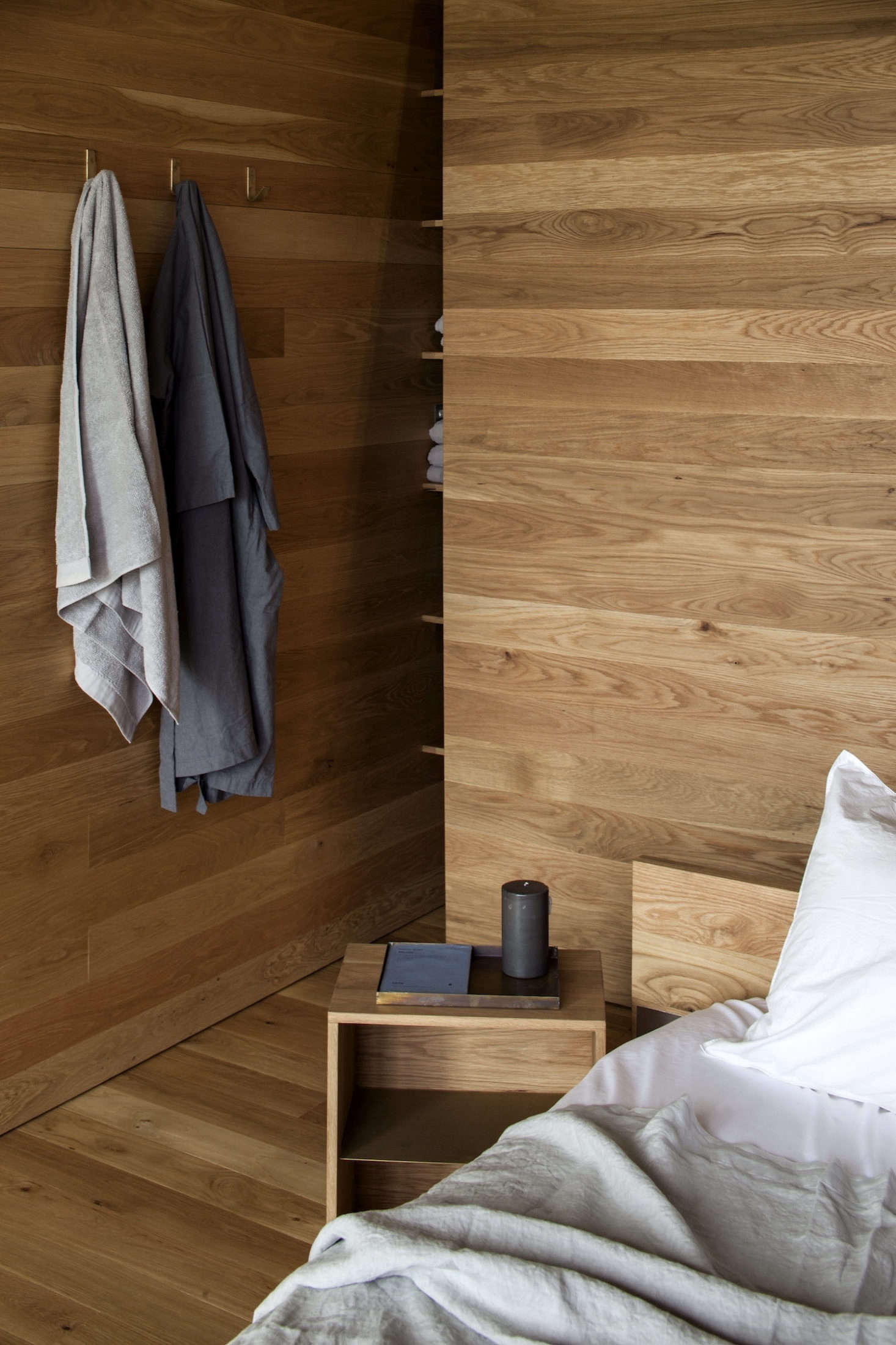 An Off-the-Grid Cottage in New Zealand, Available for Rent - Remodelista