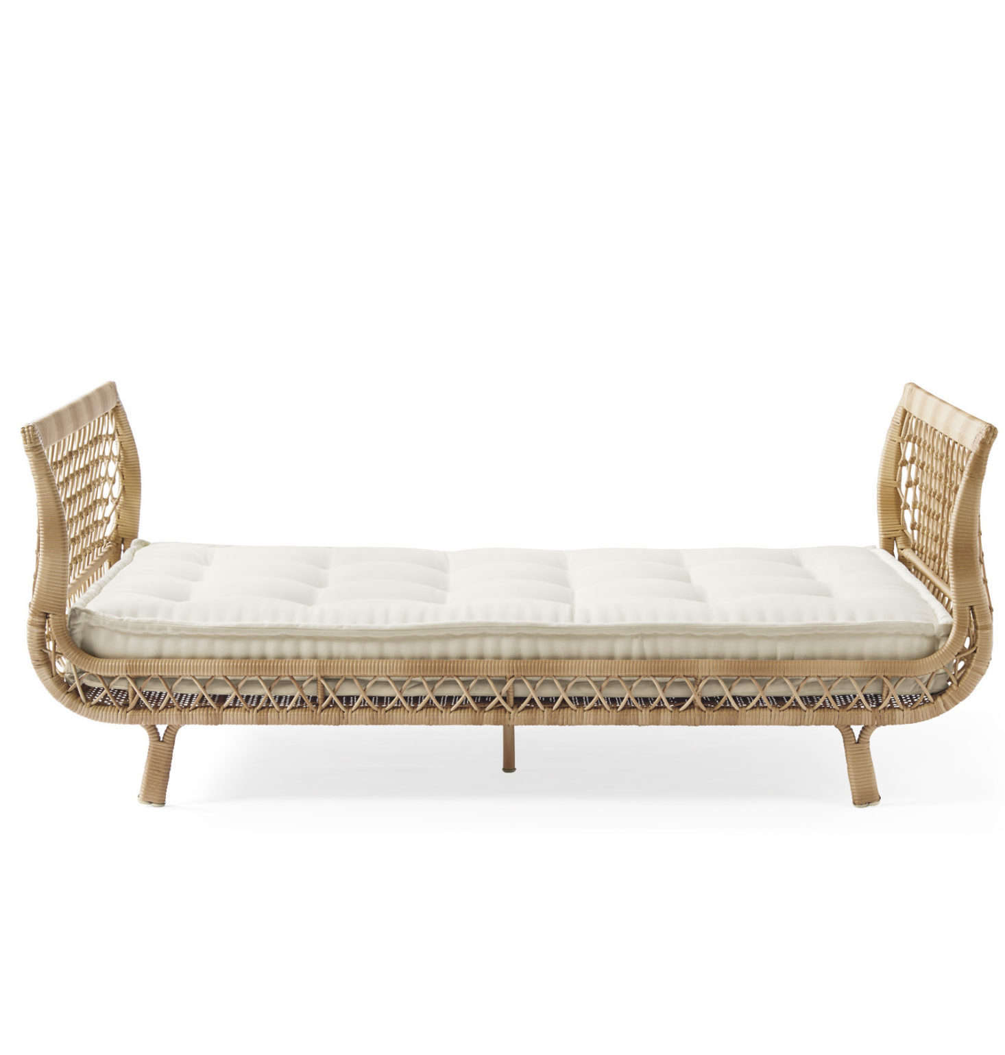 7 favorite rattan daybeds for summer living