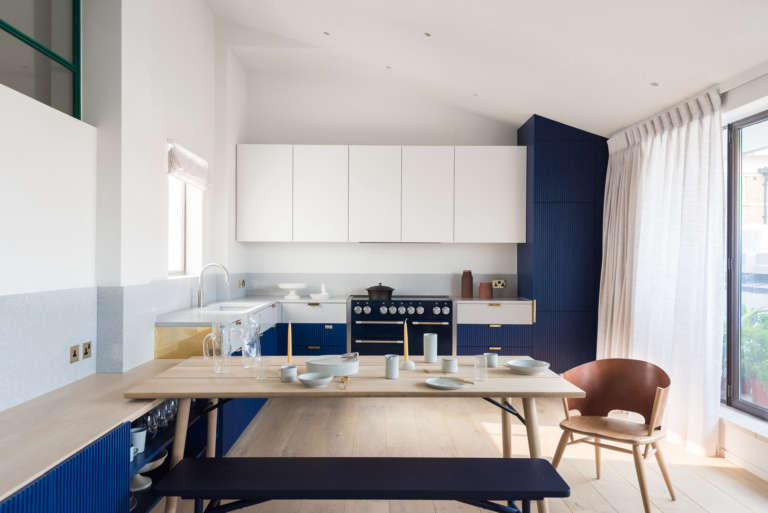 House Tour: A Flexible Pied-à-Terre in London for a Jewelry Designer ...