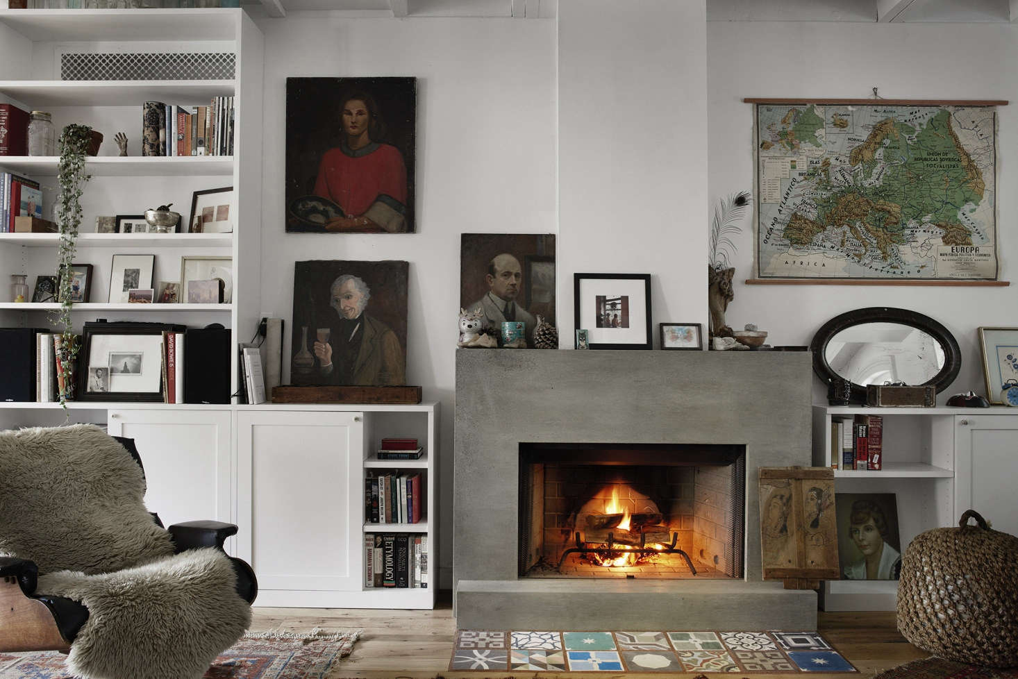 10 Examples of Contemporary, Minimalist Fireplaces from the Remodelista