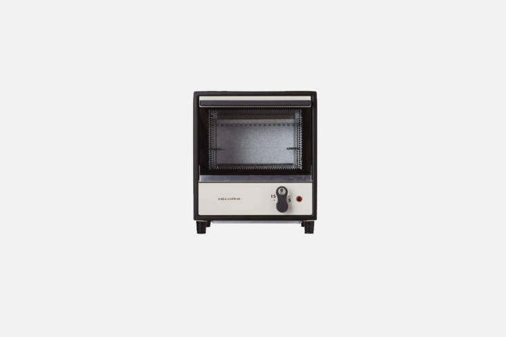 the récolte solo oven toaster, shown in white, is compact, approximat 19