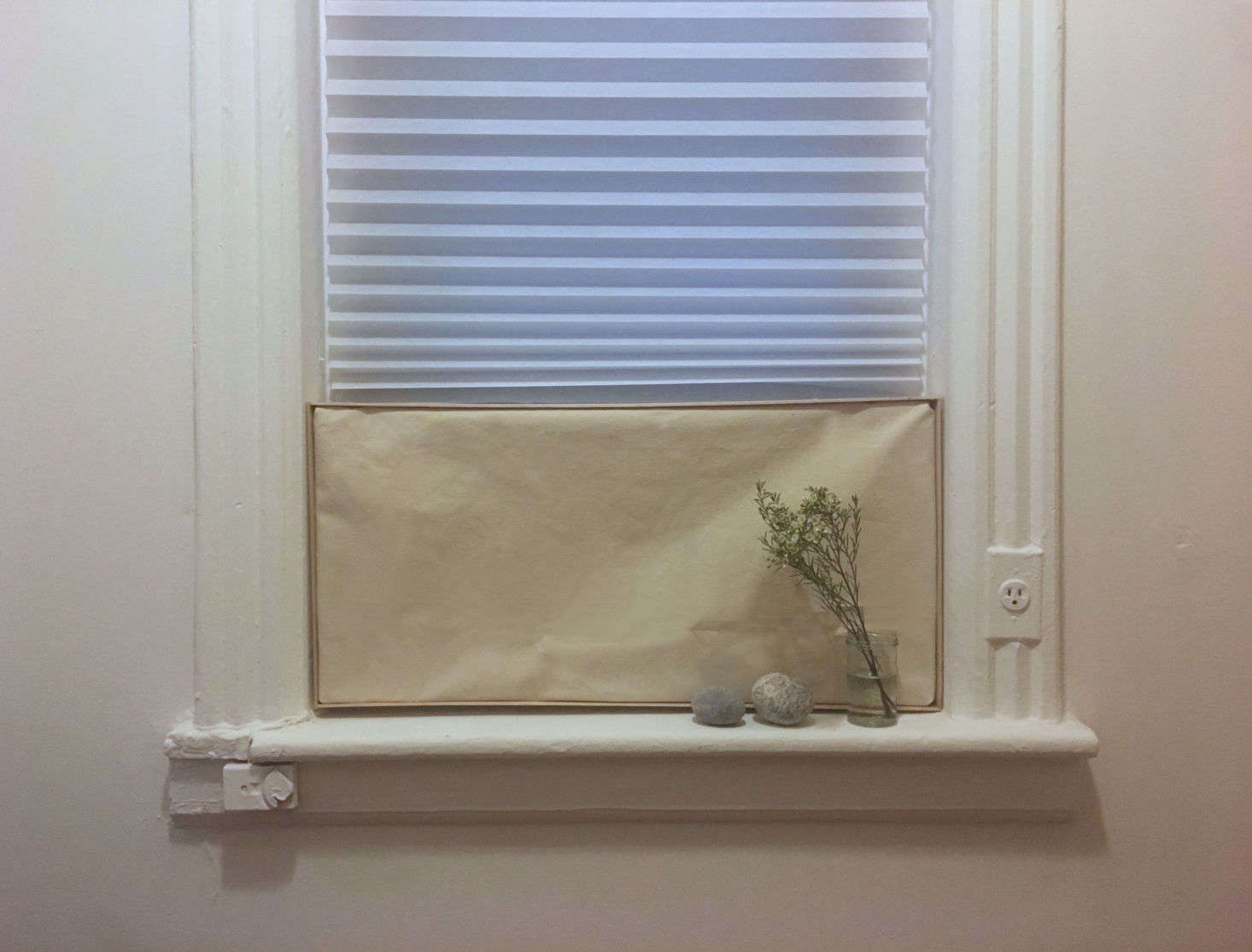 The cover is big enough to cover the whole AC unit. When the unit is in use, I just take the cover down and lean it against the wall.