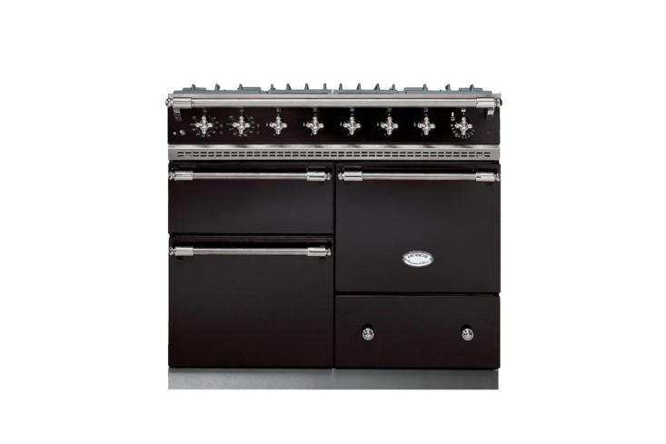 the lacanche macon classic range cooker, shown in black, is £4,670 at la c 19