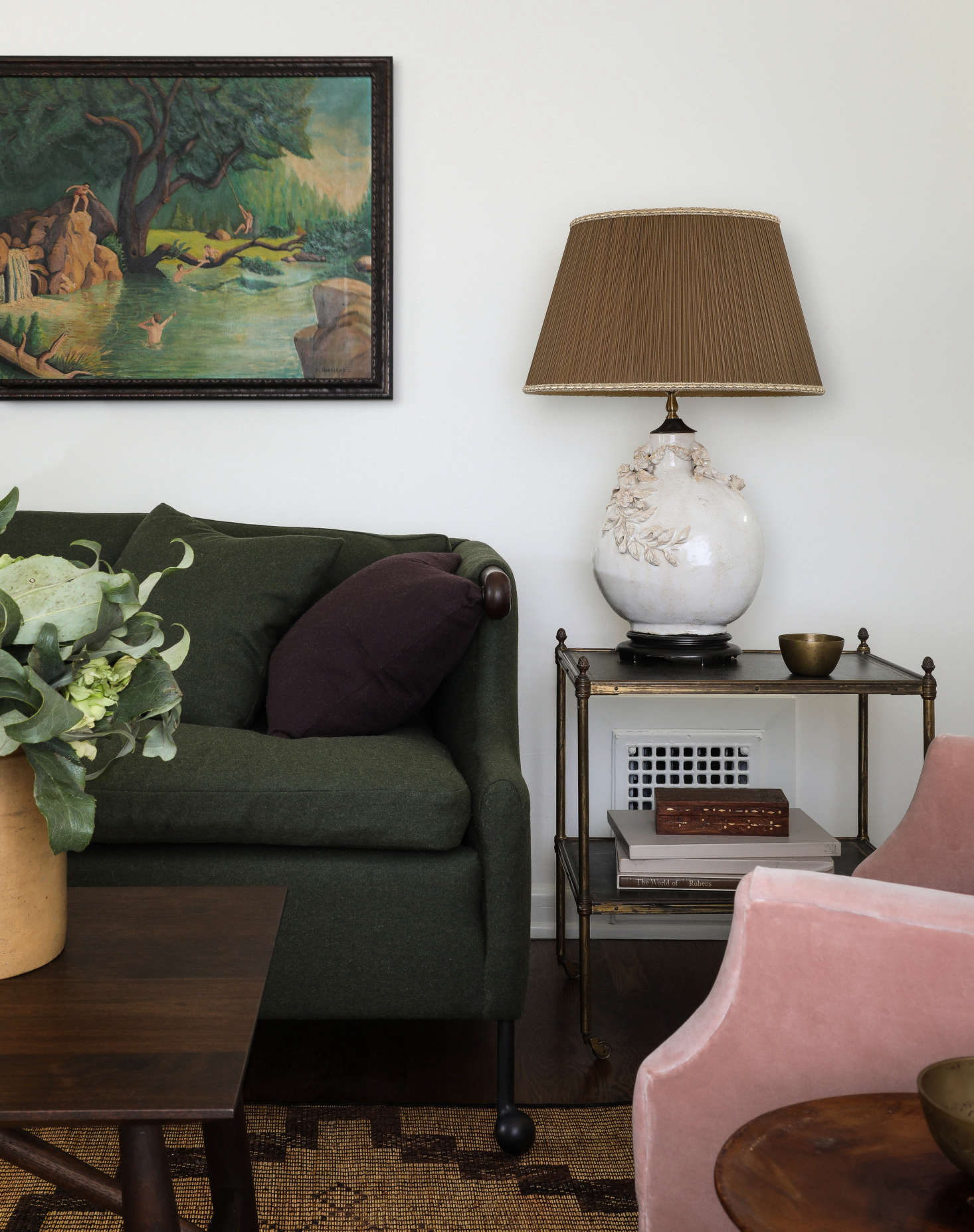 The furnishings are a mix of craftsman-made, modern-heirloom pieces and vintage, all selected for scale and comfort–and to look collected over time. BDDW