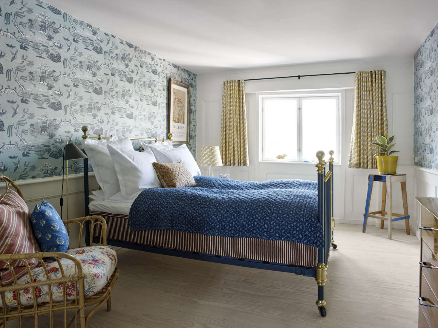 The room is papered in Marthe Armitage