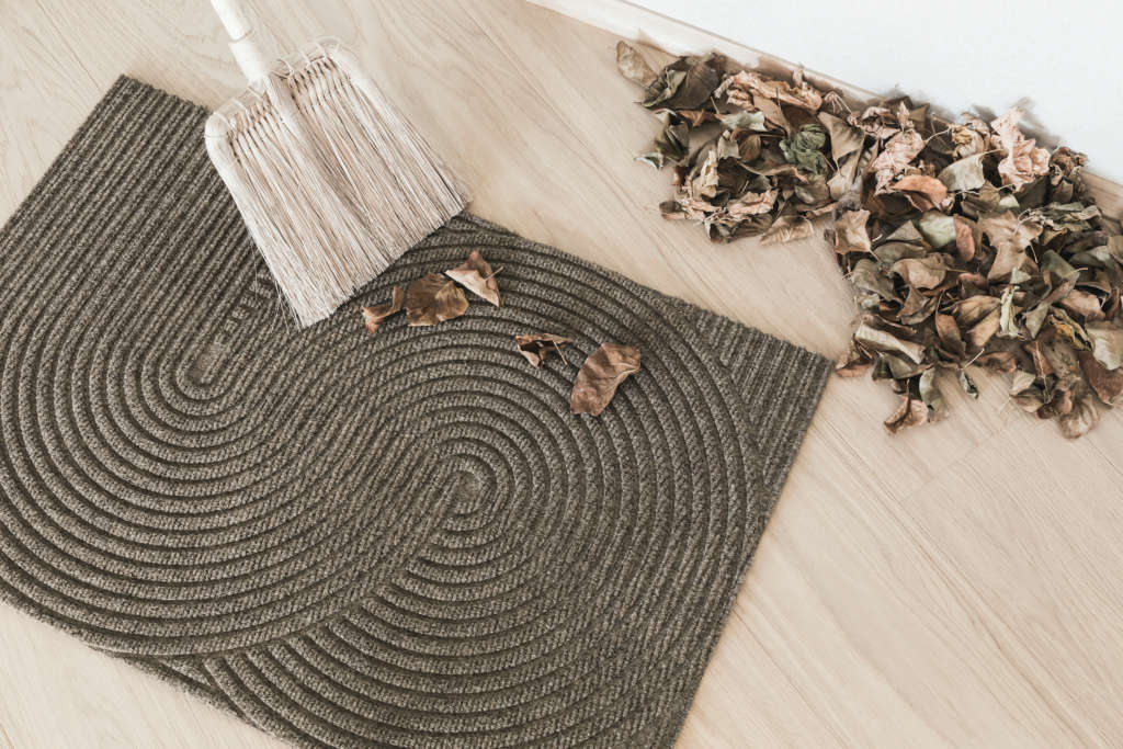 Stylish Indoor-Outdoor Doormats Made from Recycled Plastic by Heymat
