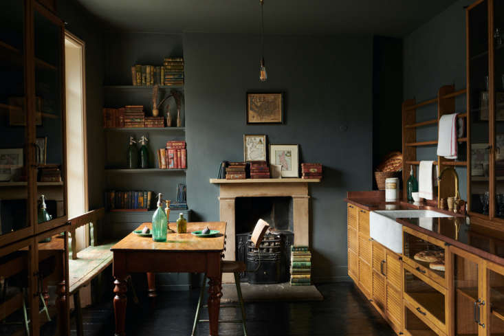 on the other side, the breakfast nook and sink area. &#8\2\20;the views out 20