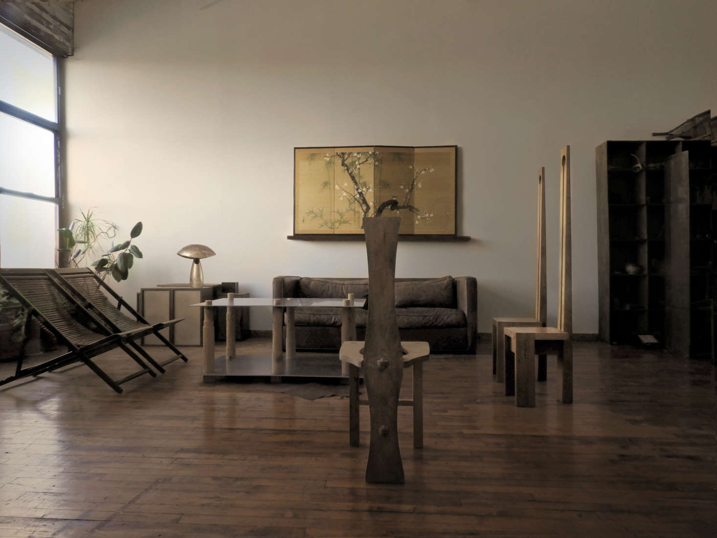 The main living space, re-configurated. 