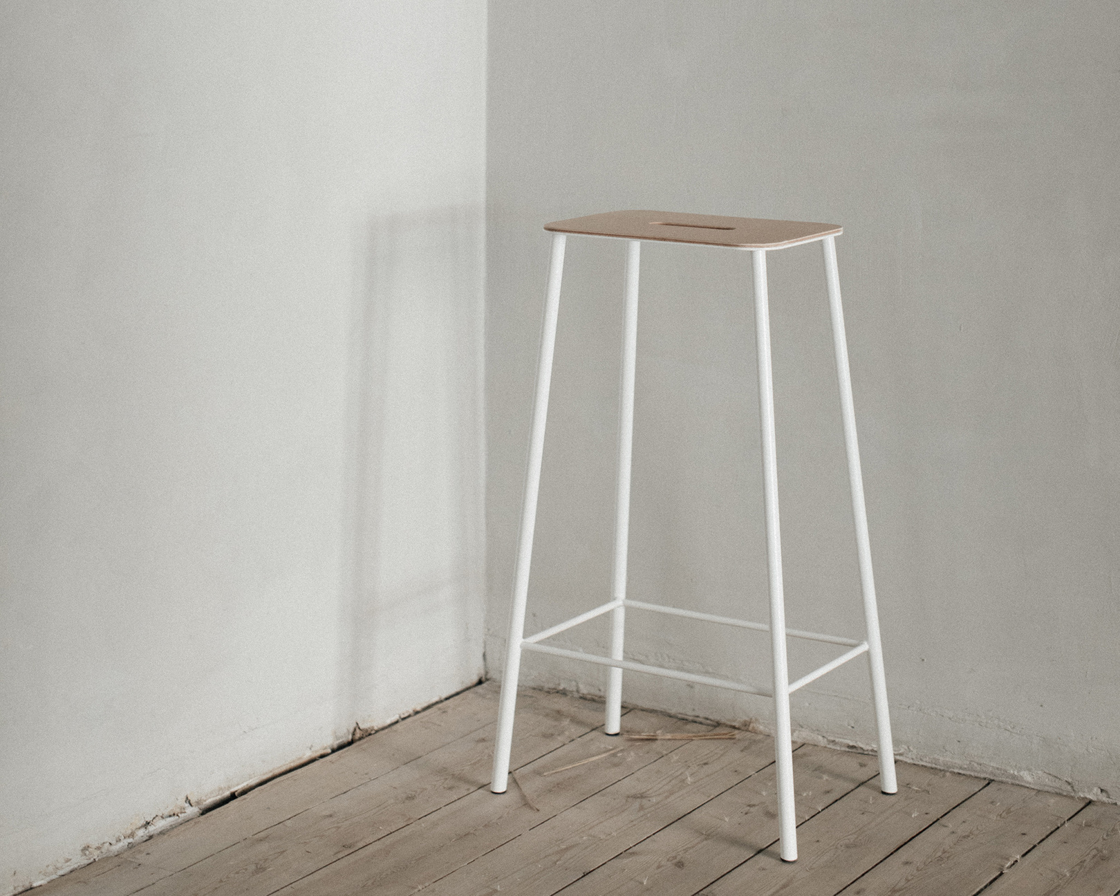 Simple Easy Stack Bar Stools 10 Easy Pieces: Simple Bar Stools - Remodelista