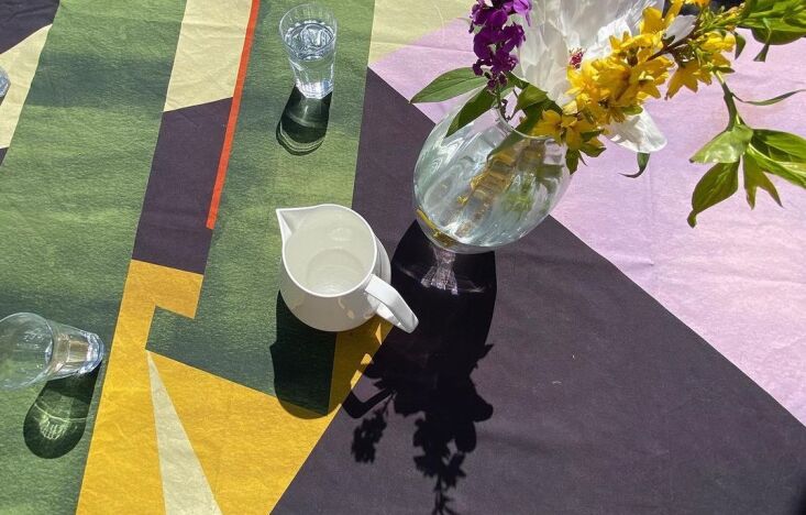 colour squatters tablecloth 12