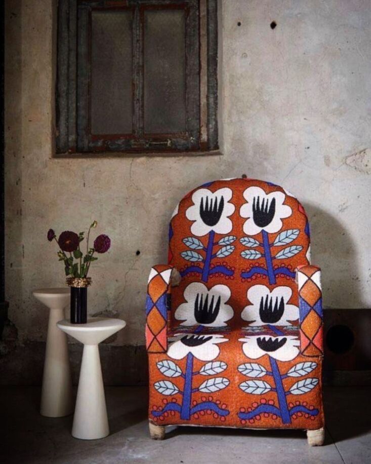 a beaded yoruba chair via from the tribe; a wildlife documentary filmmaker 17