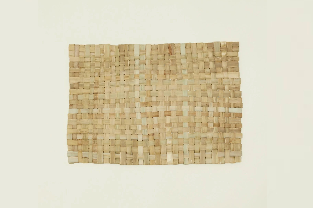 Summer Settings Classic Woven Placemats for the Effortless Table