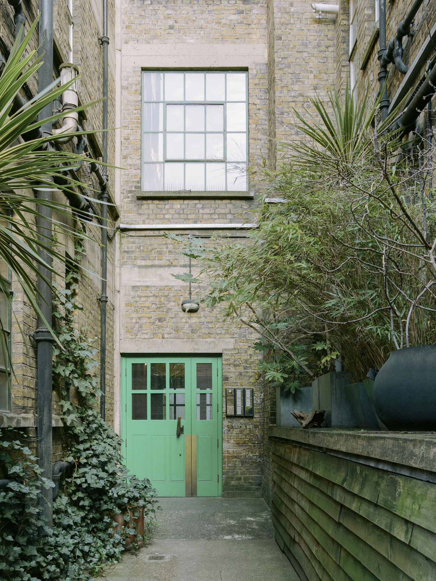 Calm and Productive 100 Square Meters of Live/Work Space Remodelista