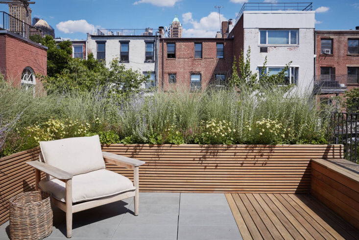 garden place brooklyn townhouse khanna schultz deck