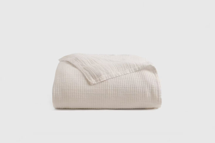 and from quince, the organic ribbed cotton coverlet is \$\104 for the full/quee 26