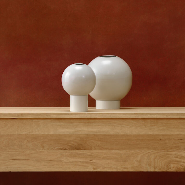 Totems and Towers Sculptural Tableware That 'Reads Like a Sentence