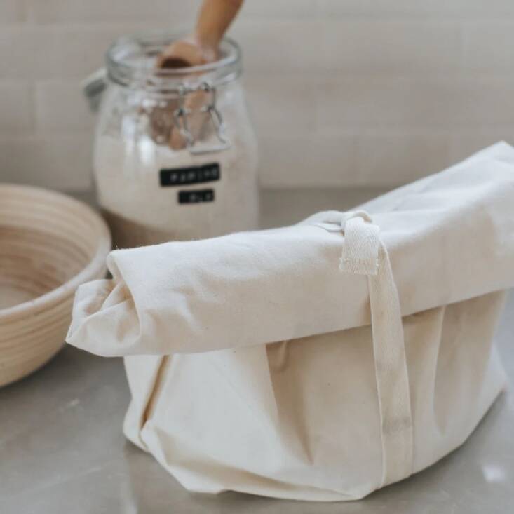 dans le sac\2\17;s cotton canvas bread bag is \$\15.99 at canadian retai 19